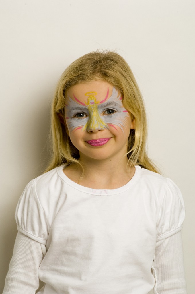 maquillage ange enfant