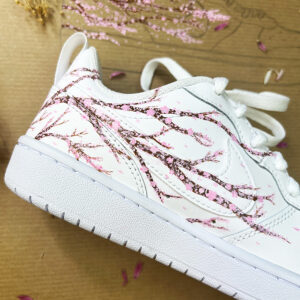 Urbancust-Customisation-sneaker-Fleurs-de-cerisiers