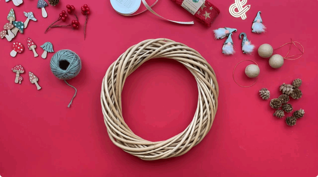 couronne de Noël en osier matériel