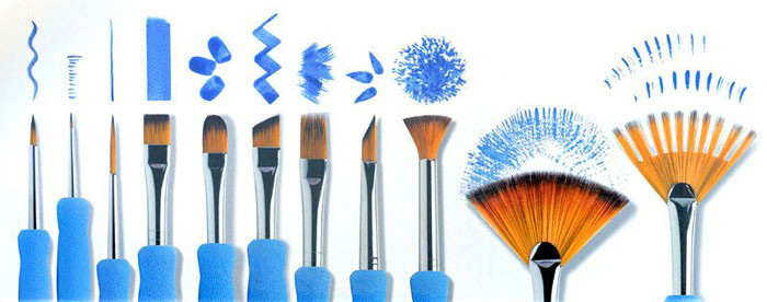 Pinceaux à forme spéciale