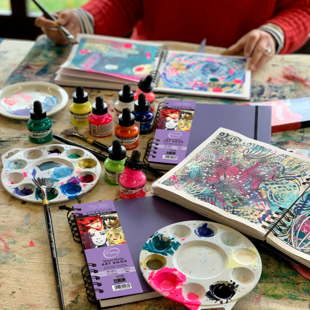 Créations à l'encre System3 acrylic ink